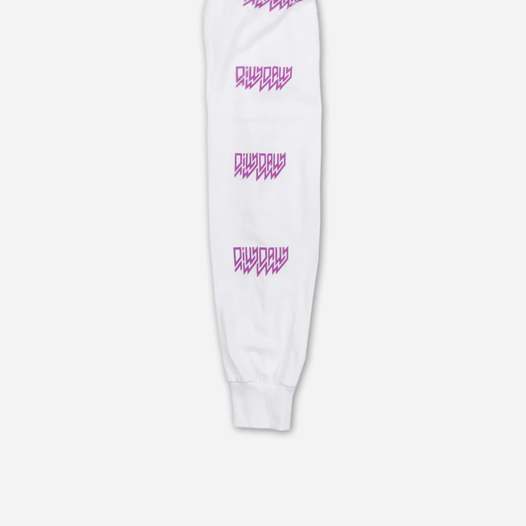 Dilly Dally Heaven White Long Sleeve T-Shirt Dilly Dally Heaven White Long Sleeve T-Shirt